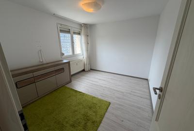 Apartament cu 3 camere semidecomandat în Titan - 5