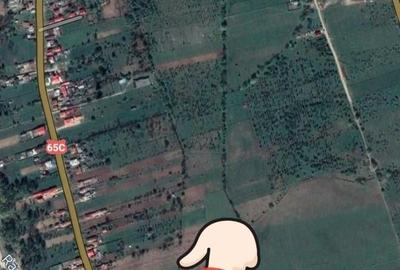 Teren de 4750 mp, în Central