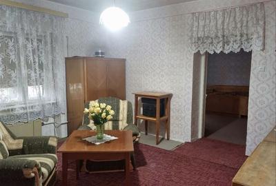 Casă cu 3 camere în Iratoșu