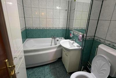 Apartament cu 3 camere decomandat în Rovine - 5