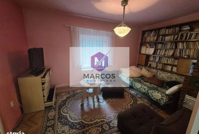 Casă cu 4 camere în Moniom