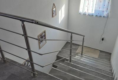 Casă cu Teren 635 Mp în Central
