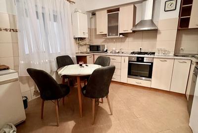 Apartament cu 4 camere decomandat în Central - 8