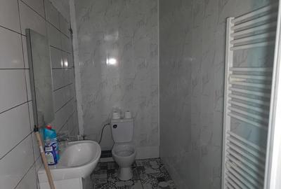 Spațiu comercial, de 47 mp, în Micro 14 - 2
