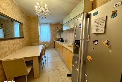 Apartament cu 3 camere decomandat în UTA - 3