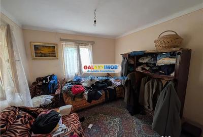 Casă cu 3 camere cu Teren 1400 Mp în Frumușani