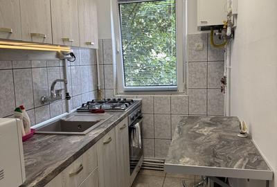 Apartament cu 3 camere semidecomandat în 7 Noiembrie - 5