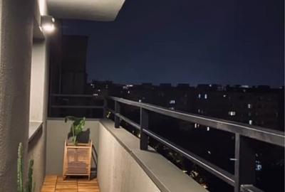 Apartament cu 3 camere decomandat în Crângași