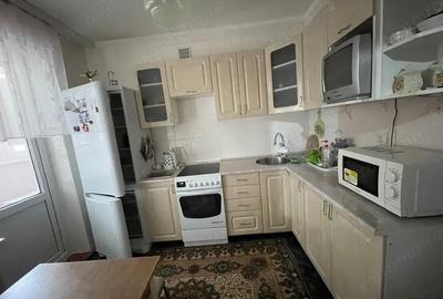 Apartament cu 2 camere decomandat în Dâmbovița - 3