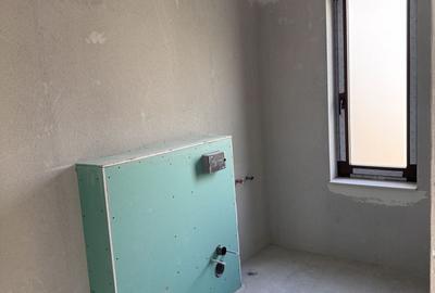 Casă cu 5 camere decomandat cu Teren 380 Mp în Giroc