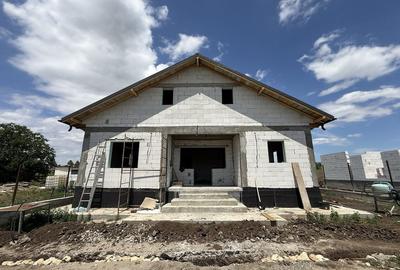 Casă cu 4 camere în Valu lui Traian - 8