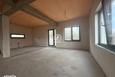 Casă cu 5 camere cu Teren 468 Mp în Popricani