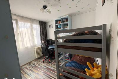 Apartament cu 3 camere semidecomandat, mobilat în Central - 2