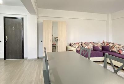 Apartament cu 2 camere semidecomandat, mobilat în Tractorul - 8