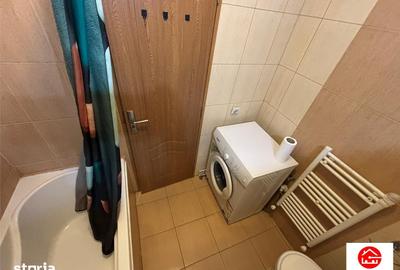 Apartament cu 2 camere în 22 Decembrie 1989