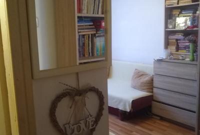 Garsonieră decomandată în Rogerius