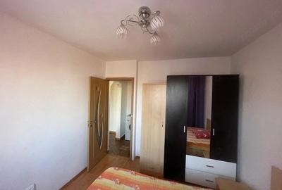 Apartament cu 2 camere semidecomandat în Tractorul