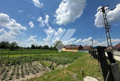 Teren Construcții intravilan de 2428 mp, în Porumbacu de Jos - 1