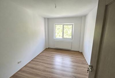 Apartament cu 3 camere decomandat, mobilat în Răcădău - 6