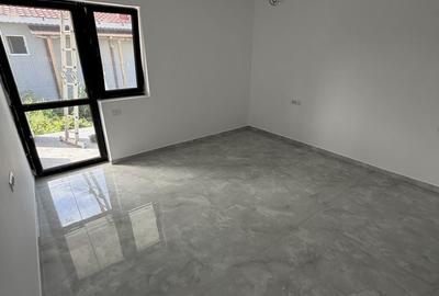 Casă cu 4 camere în Belciugatele