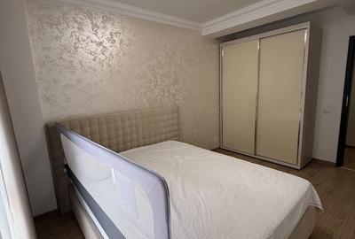 Apartament cu 4 camere în Drumul Taberei