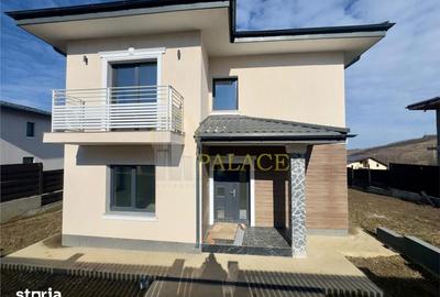 Casă cu 4 camere decomandat cu Teren 440 Mp în Miroslava