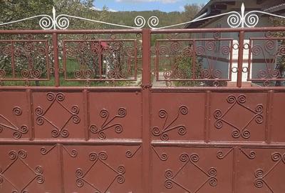 Casă cu 3 camere cu Teren 2400 Mp în Central - 5
