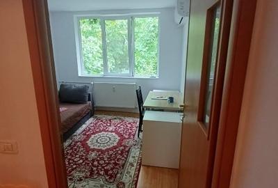 Apartament cu 3 camere decomandat în Berceni - 12