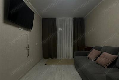 Garsonieră decomandată în Costin Georgian