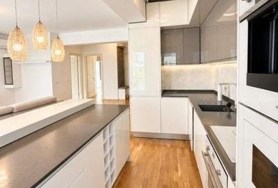 Apartament cu 3 camere decomandat, mobilat în Aviației
