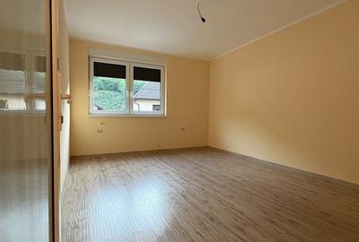 Casă cu 4 camere în Șugag - 5