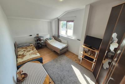 Apartament cu 2 camere decomandat în Spitalul Județean - 3