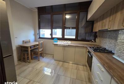 Apartament cu 3 camere decomandat în Cug - 1