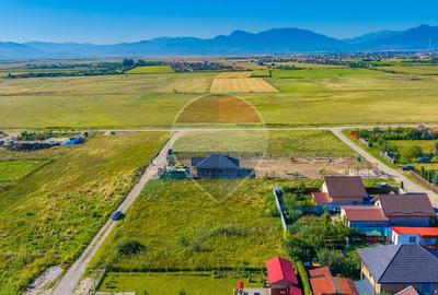 Teren Construcții intravilan de 1000 mp, în Hărman