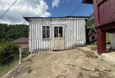 Casă individuală cu 2 camere cu Canalizare în Pipirig - 5