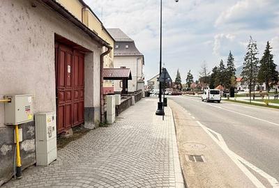 Casă cu 3 camere cu Canalizare în Ultracentral - 1
