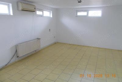 Spațiu comercial, de 550 mp, în Central - 3