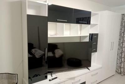Apartament cu 3 camere decomandat în Popoveni