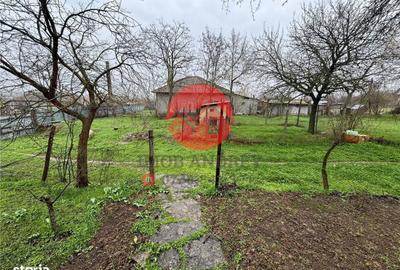 Casă cu 3 camere în Agighiol