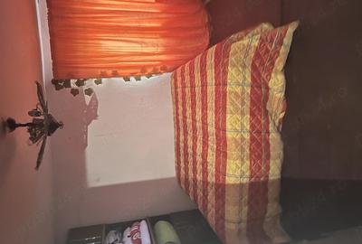 Casă cu 5 camere cu Teren 1939 Mp în Talea - 1