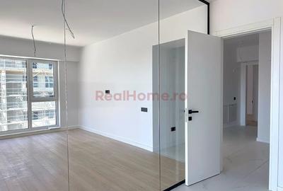 Apartament cu 3 camere decomandat în Theodor Pallady