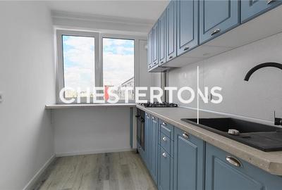 Apartament cu 3 camere semidecomandat, mobilat în Central