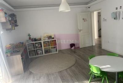 Casă individuală cu 10 camere cu Canalizare în Drumul Sării - 9