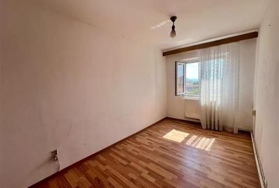 Apartament cu 3 camere semidecomandat în Feldioara - 20