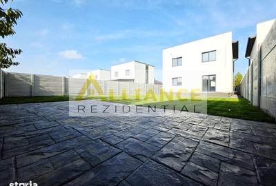 Casă cu 4 camere cu Teren 380 Mp în Central