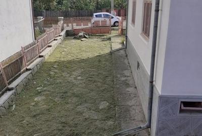 Casă individuală cu 4 camere cu Teren 998 Mp în Izvoarele - 4