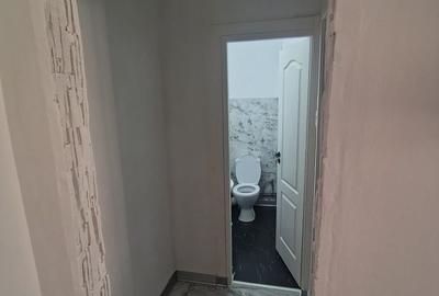 Apartament cu 4 camere decomandat în Central - 3