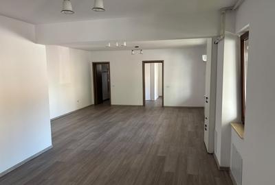 Birou, de 68 mp, în Splaiul Unirii