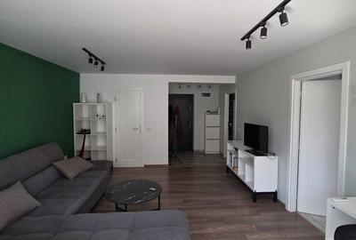 Apartament cu 2 camere semidecomandat în Complex Studențesc