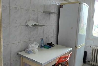 Apartament cu 2 camere decomandat în Giurgiului